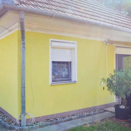 One-bedroom Holiday In Holiday home